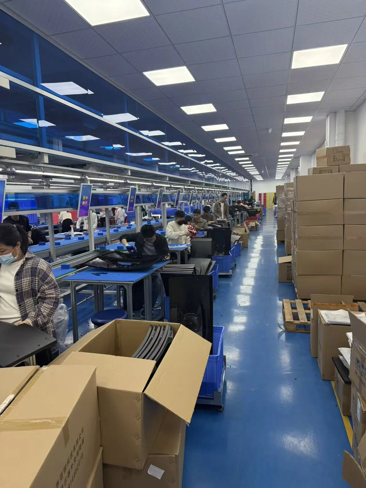 Yanxun Display monitor assembly line