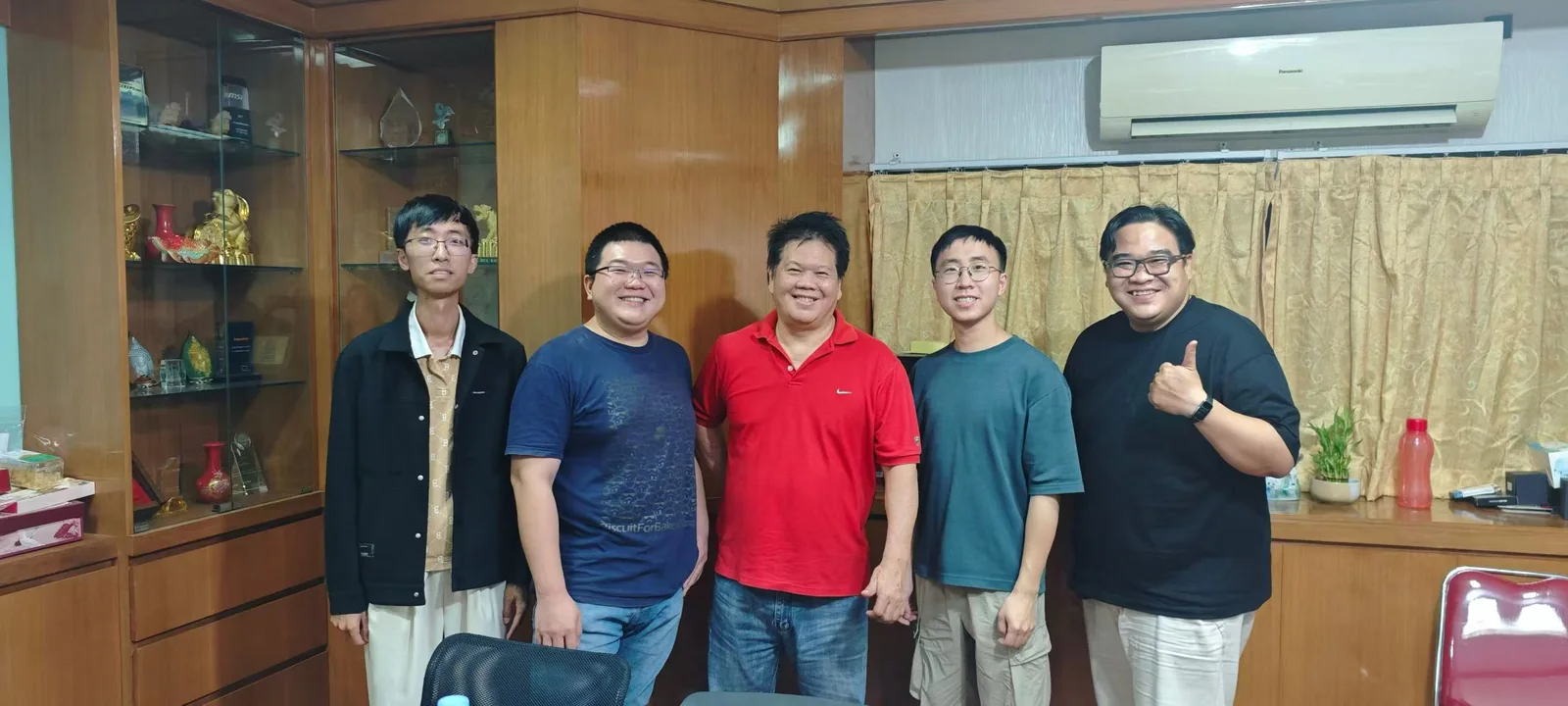 Yanxun Display meeting with P.T. Sempurna Utama in Indonesia
